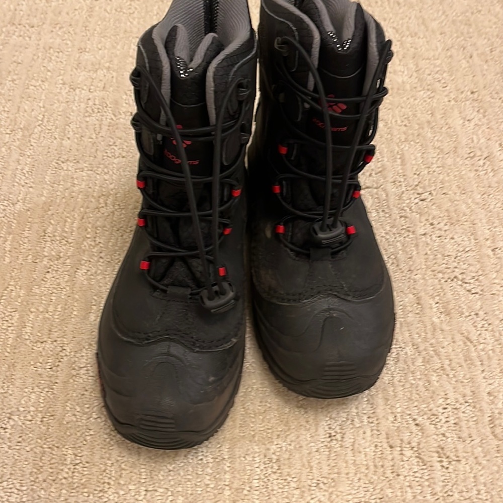 Columbia snow boots